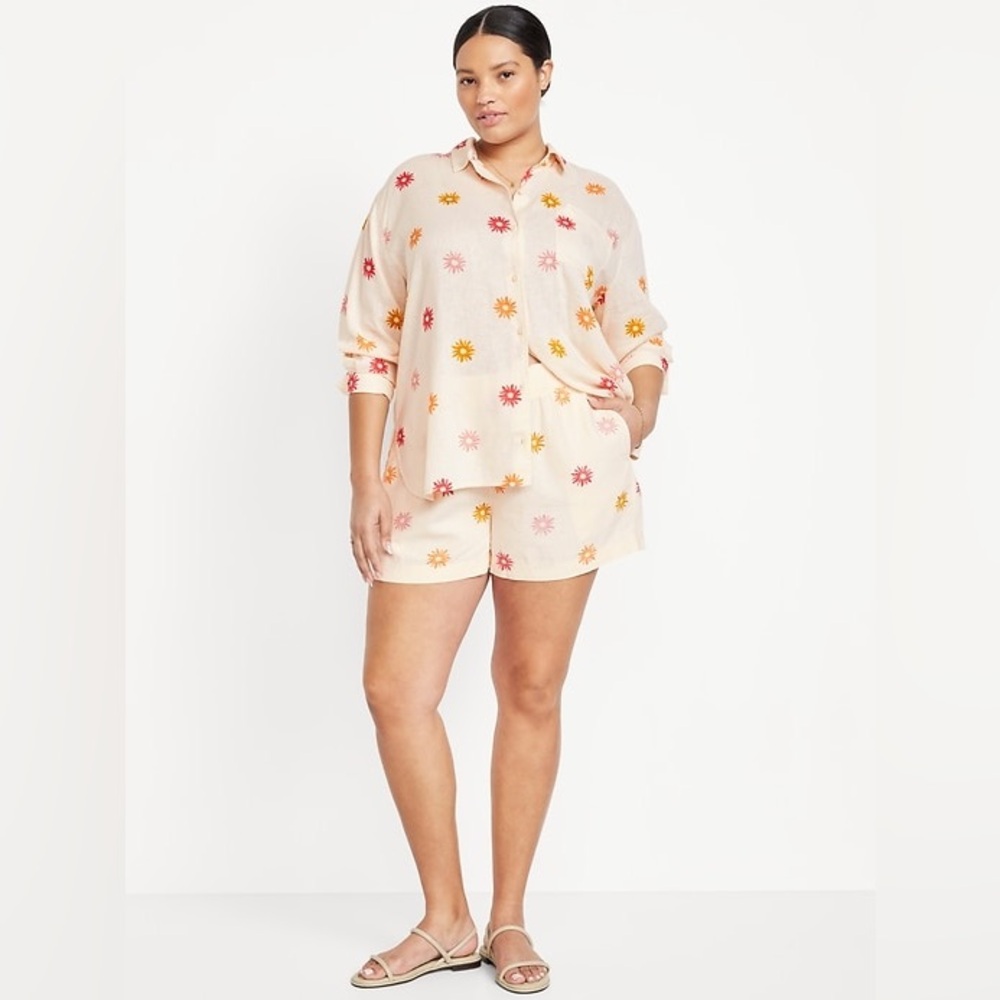 Old Navy Cream Floral Button-Up Top and Shorts Set